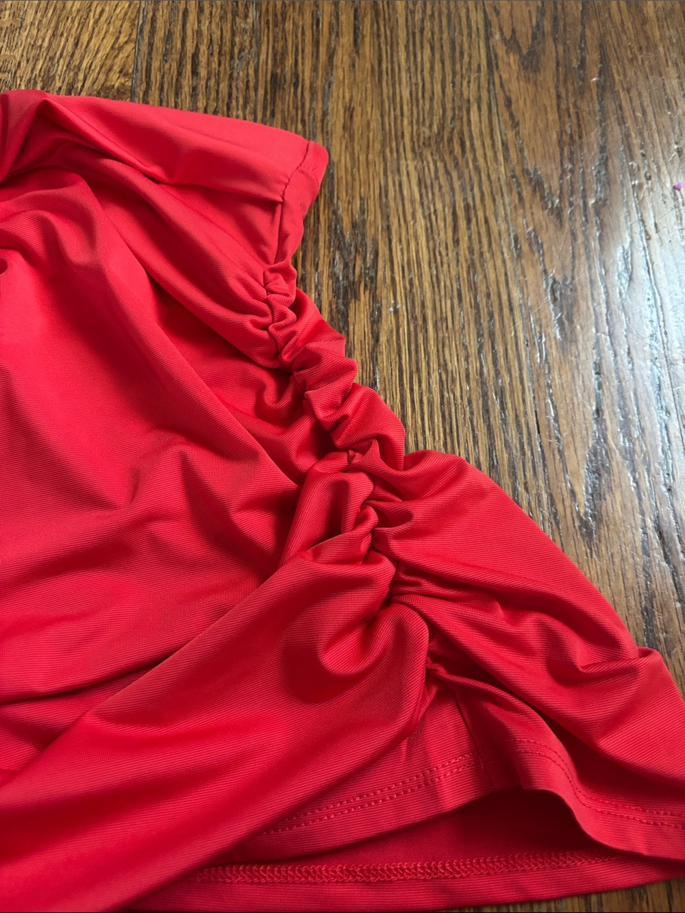 Red Strapless Ruched Tube Top - Picture 4 of 8